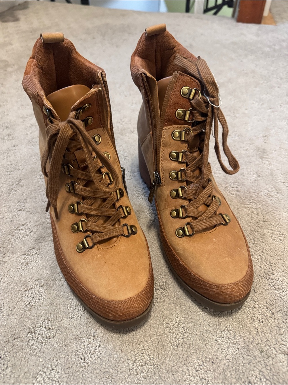 Vionic Tan Lace-Up Wedge Ankle Boots